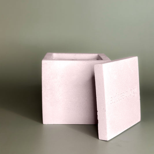 Artifact Nuance Candle | Pink
