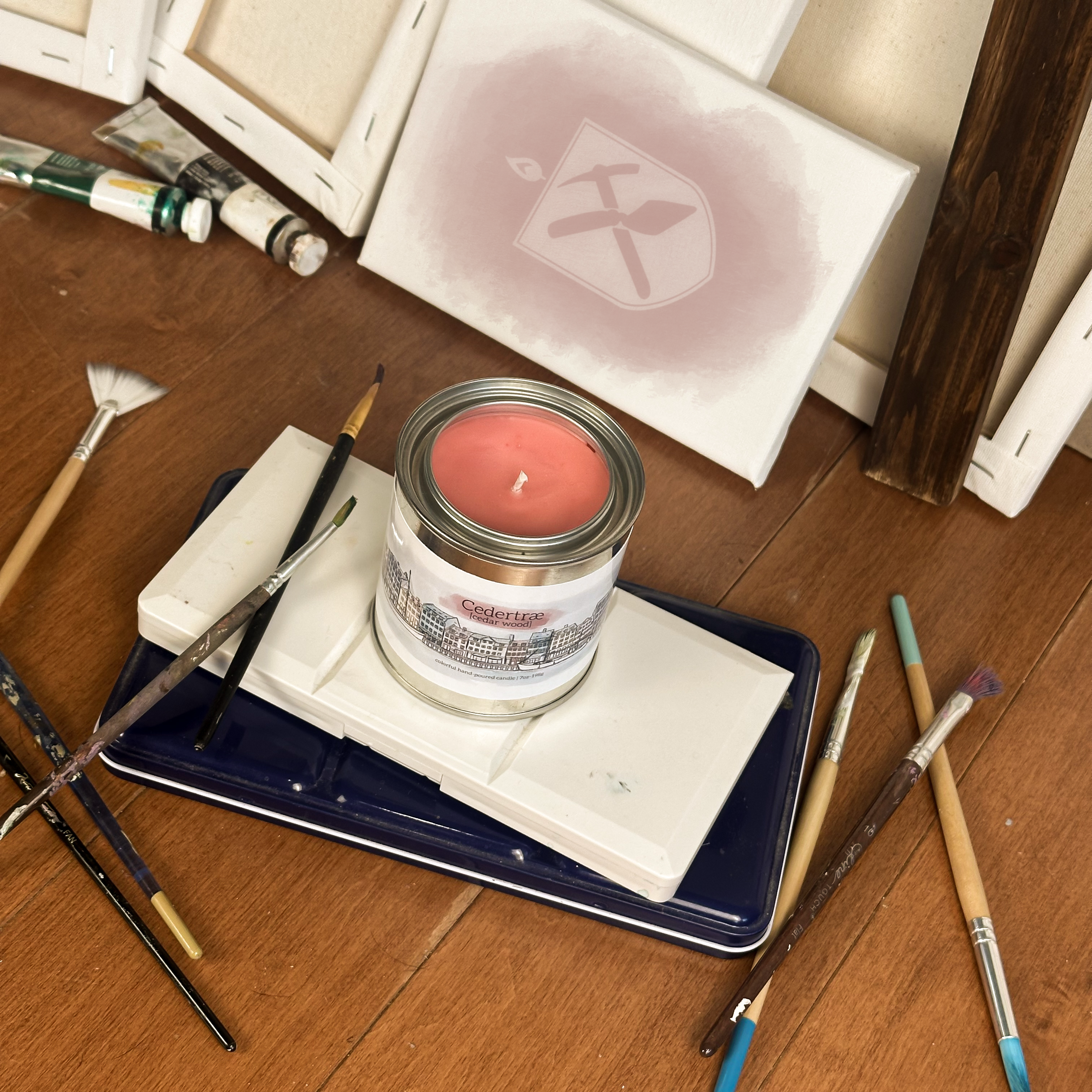 Cedertræ [Cedar Wood] | Paint Can Candle